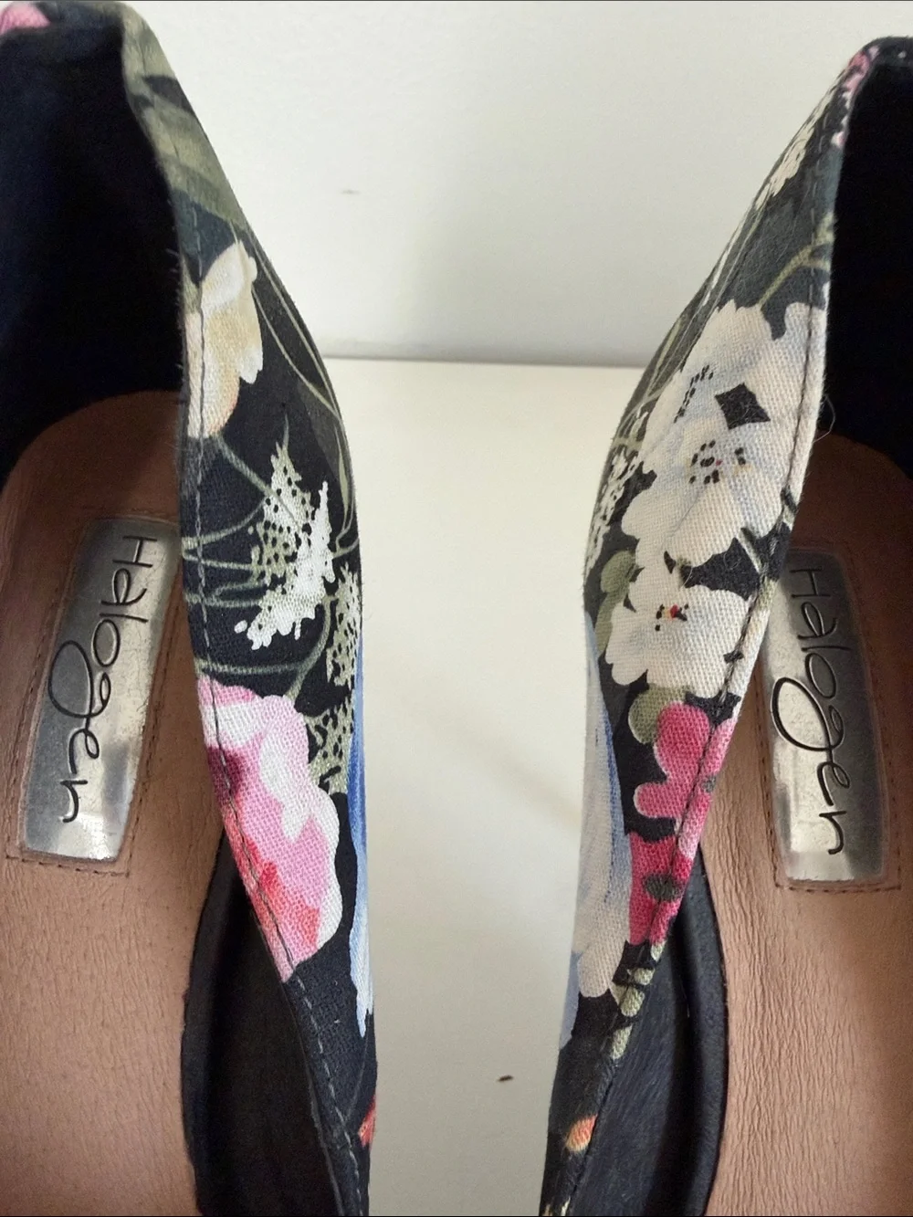 Halogen Floral Pointed Toe Pumps